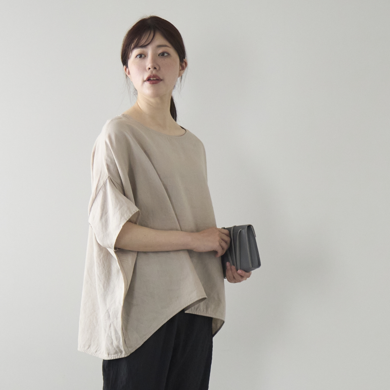 Kilka/涼しくて袖口から下着が見えにくいオーバーブラウス　リネン100
